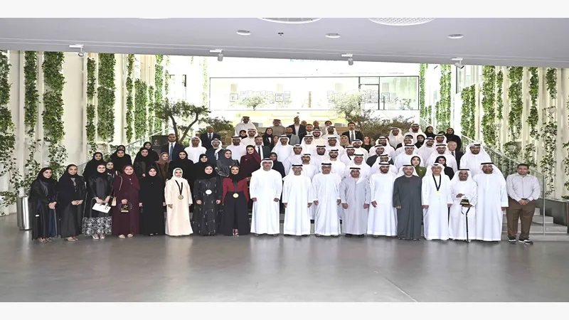 سهيل المزروعي: العمل الحكومي والاستثمار في رأس المال البشري يشكلان محوراً رئيسياً لرؤية “نحن الإمارات 2031”